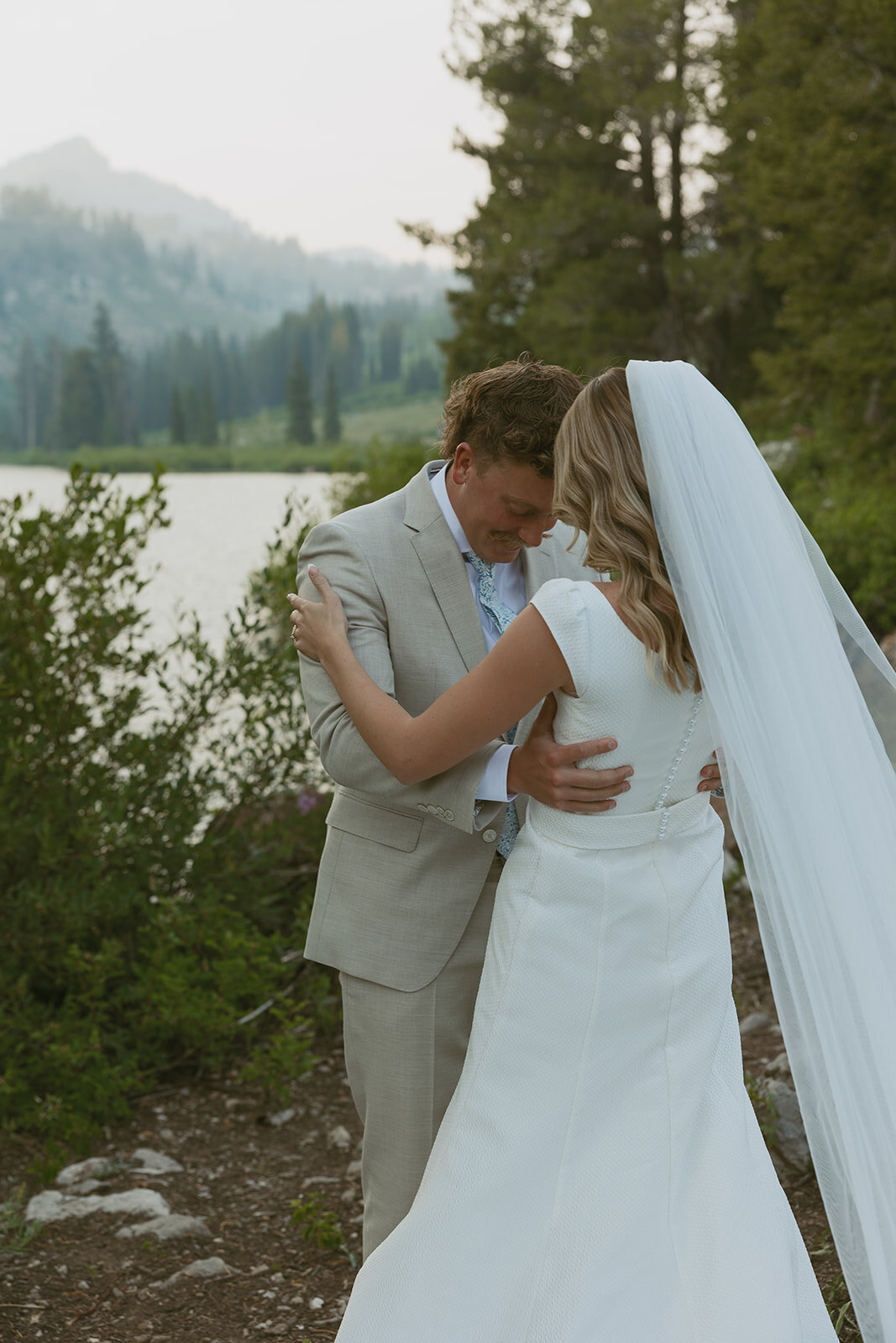 utah-wedding-photographer-tony-grove-elopement-documentary-photography-tanya-davids-photo-19
