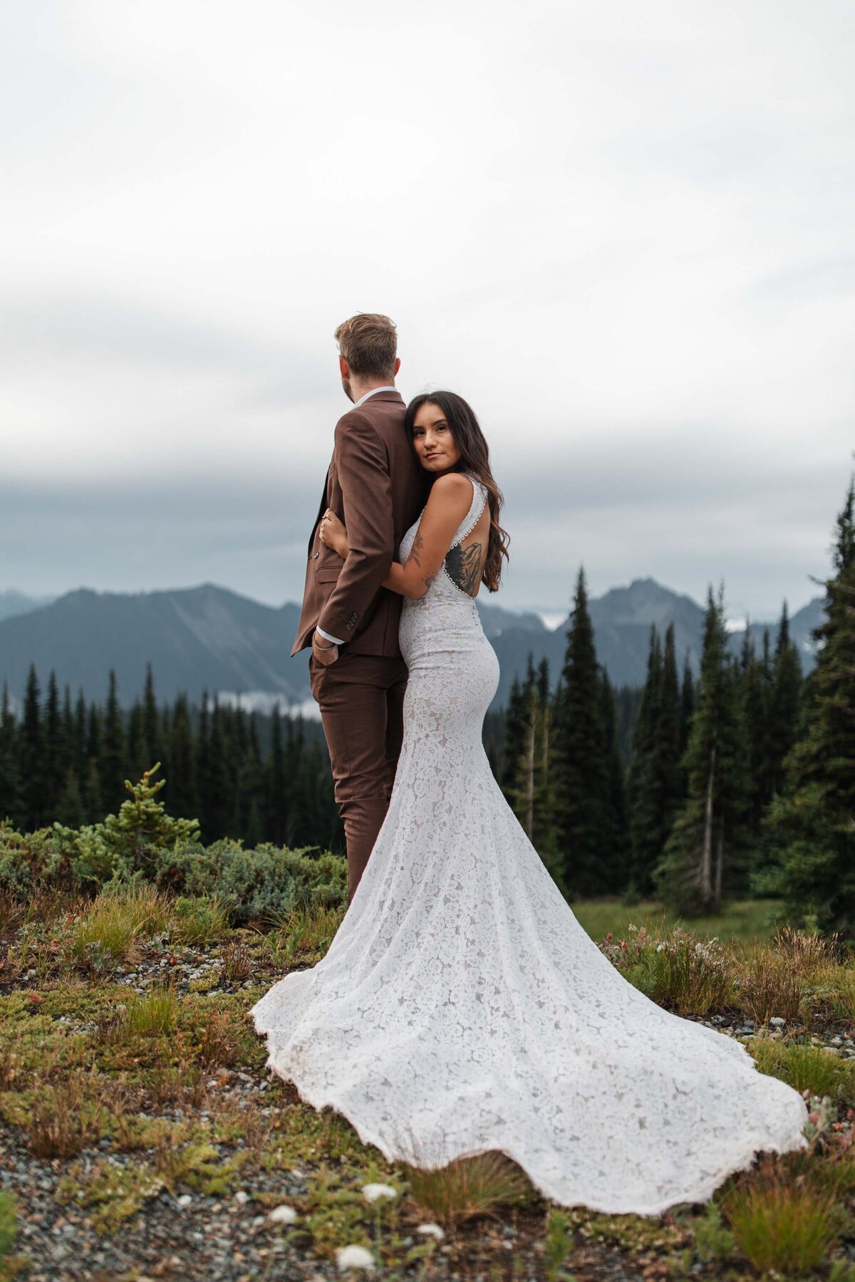 mount-rainier-elopement-sunrise-visitor-center-washington-91