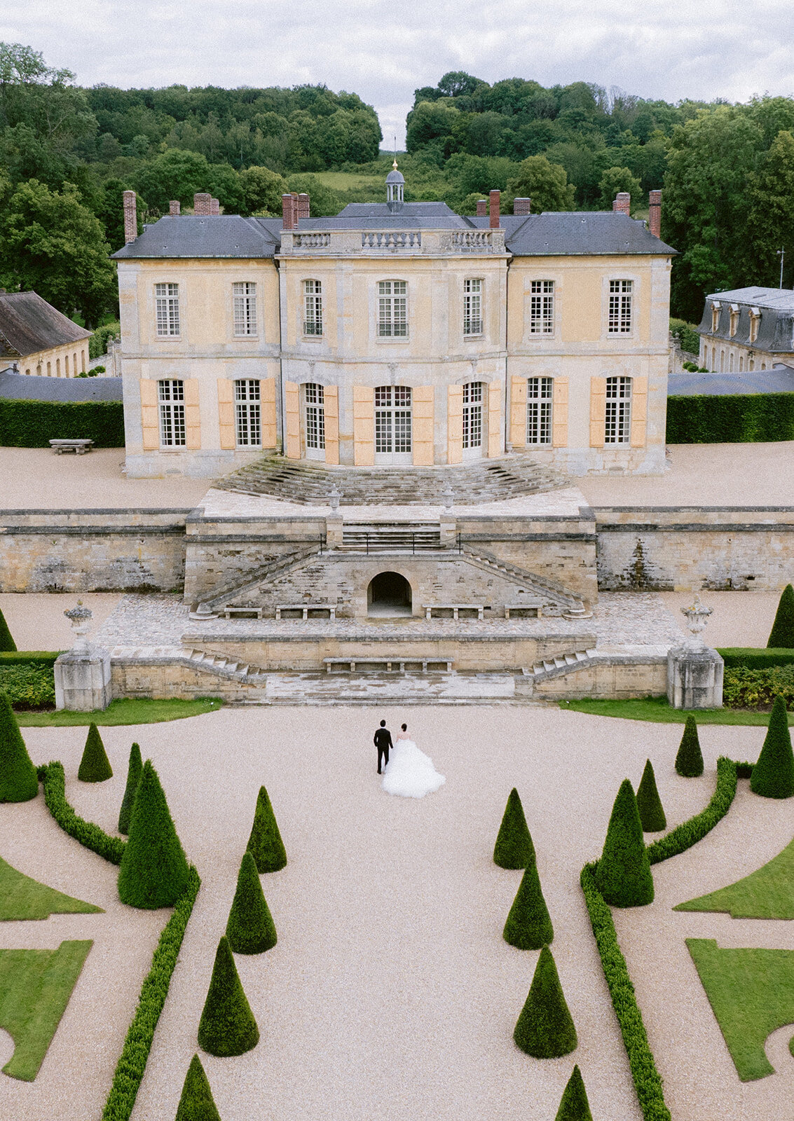 Paris Chateau Wedding Photoshoot