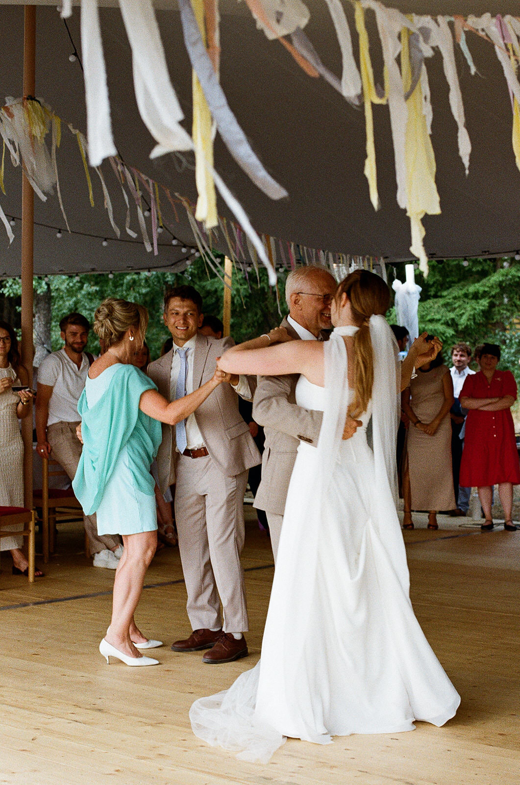 film-wedding-photography-czech-republic-stepanka-matej61