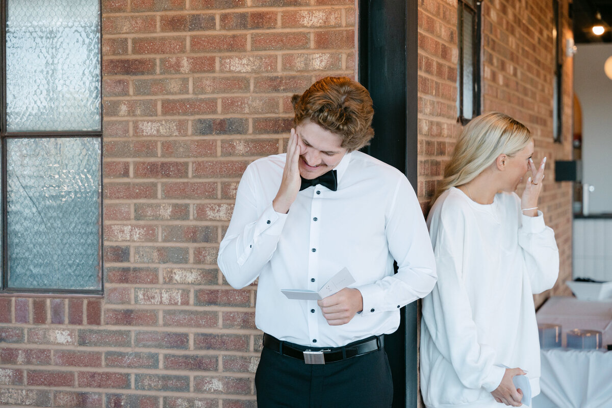 Kendal+Jared_HarvesterSquareWedding_TonyaHjortPhotography-51