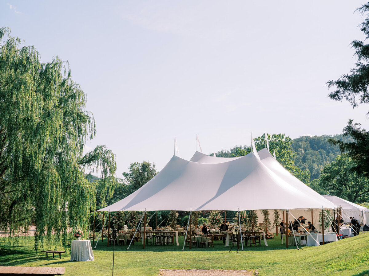 Virginia Big Spring Farm Wedding_Asheville Event Co_28