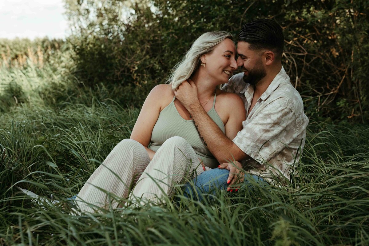 couple shoot love shoot