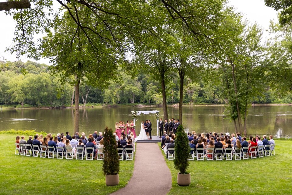 Eric Vest Photography - Leopold's Mississippi Gardens Wedding (109)