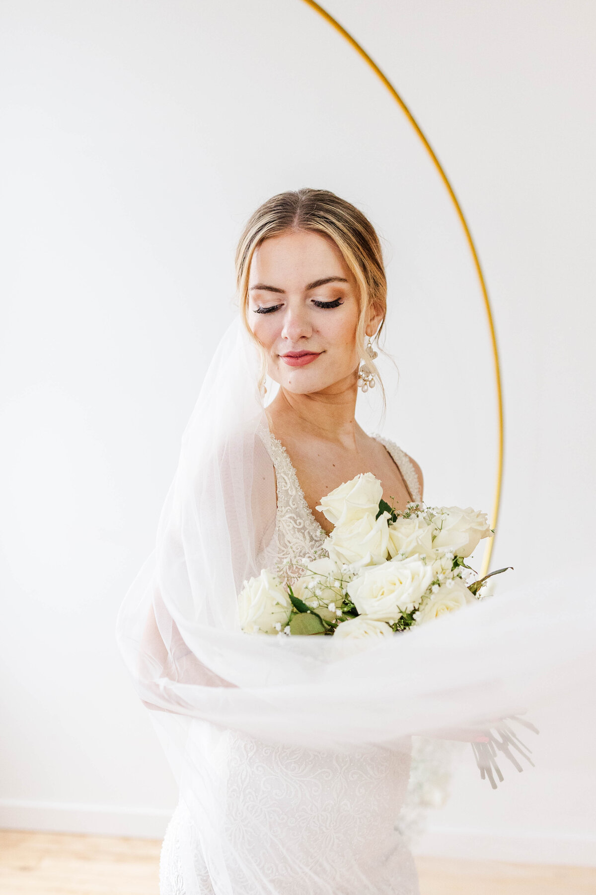 Leah Rohde Photography Traverse City Wedding Photographer Northern Michigan Engagement Weddings Lifestyle Photographer Photography Educator Photography Education28