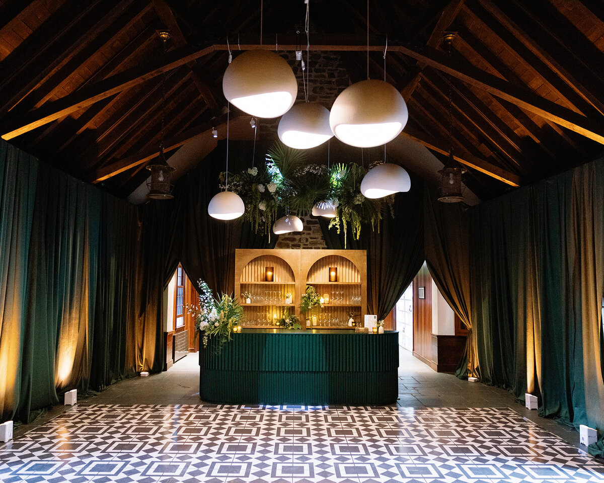 luxury-graduation-party-at-dartmouth-college
