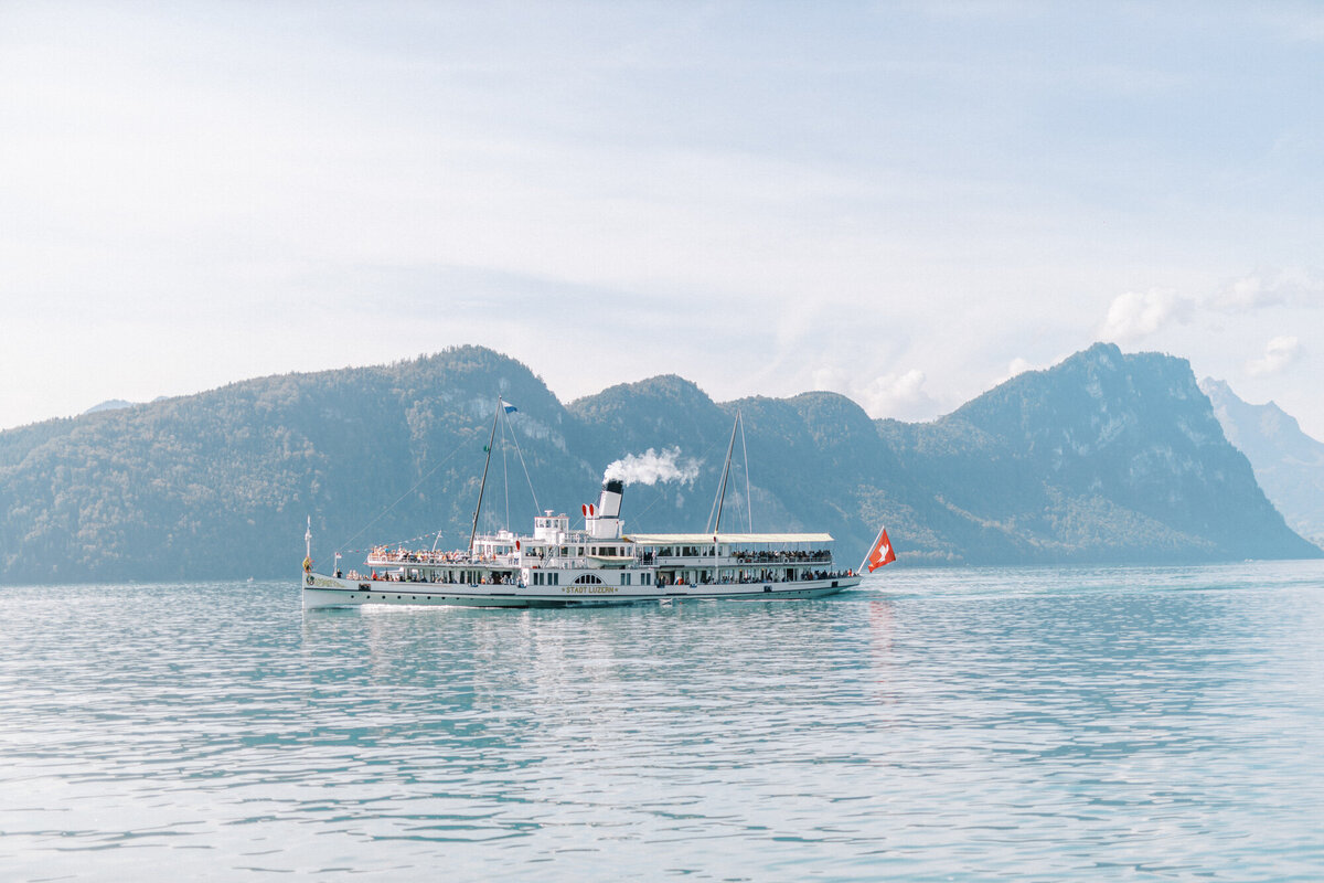 Maïlys Fortune Photography Husband Wife Wedding Weddings Photography France Switzerland Italy Timeless Dreamy Imagery Bilingual French English Destination Weddings Destination Wedding Provence French Riviera Paris Lake Como Tuscany6