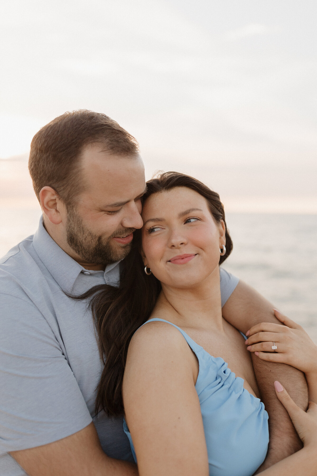 Romantic Indianapolis engagement photographer beach session