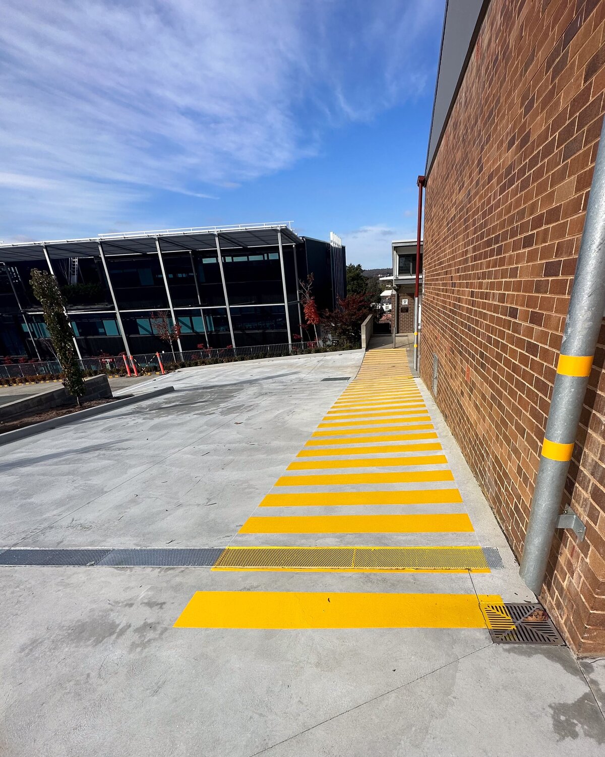 Pedestrial walkway linemarkings.