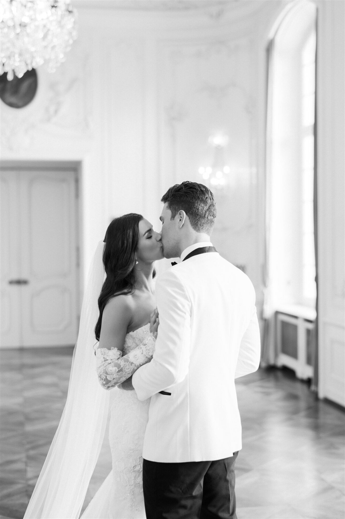 Wedding Photographer St.Charles Hall Switzerland_Youri Claessens Photography (35 of 222)