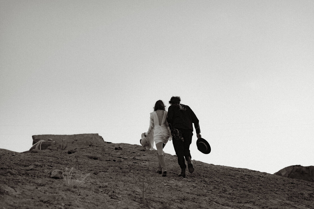 05655-Lisa Roeder Photography - Tenerife Elopement-2