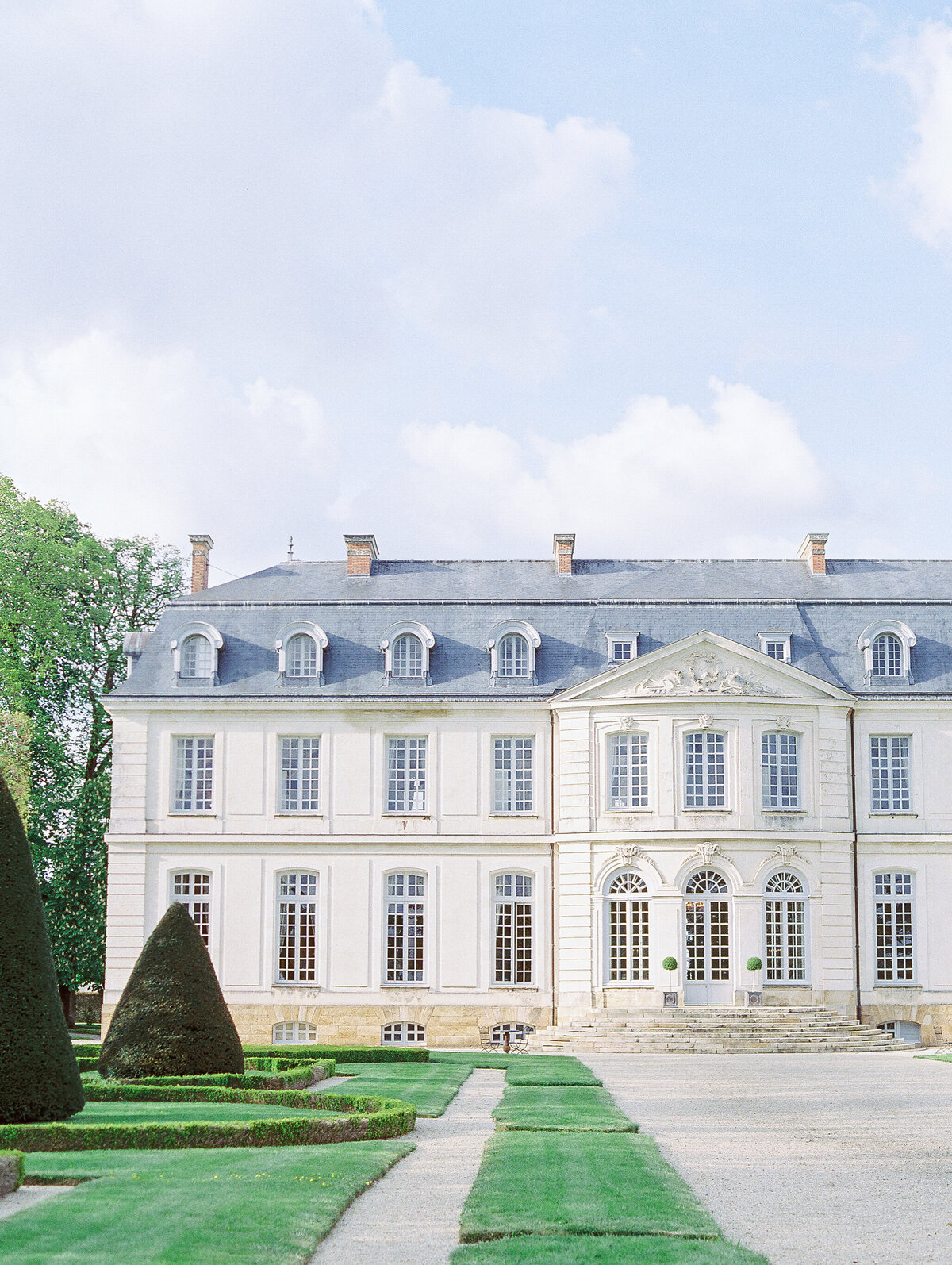 KatieTraufferPhotography- Chateau du Grand Luce-3