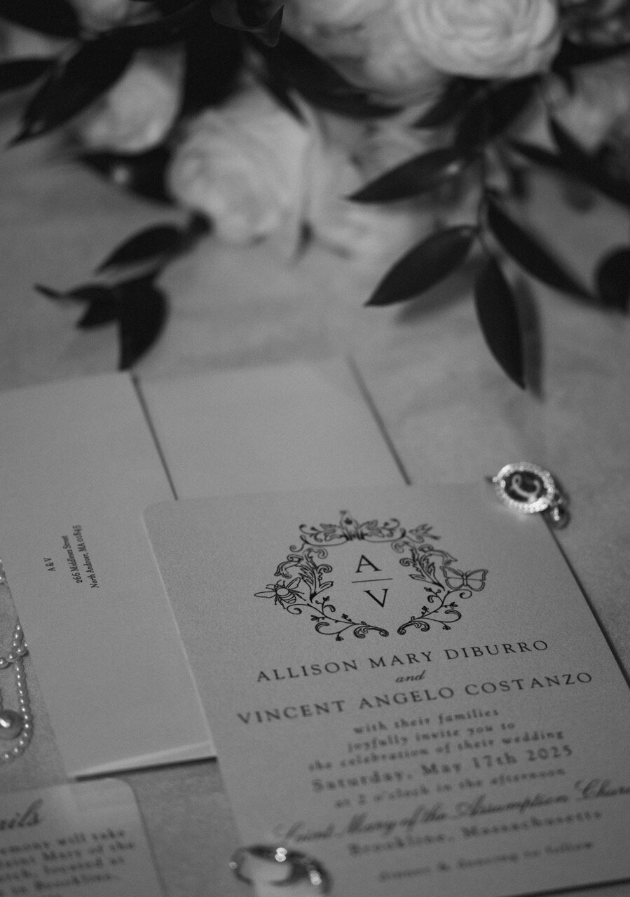 AllieVinnyOmniParkerHouseBostonEditorialWeddingPhotographerTruetoColor22025-48 Large