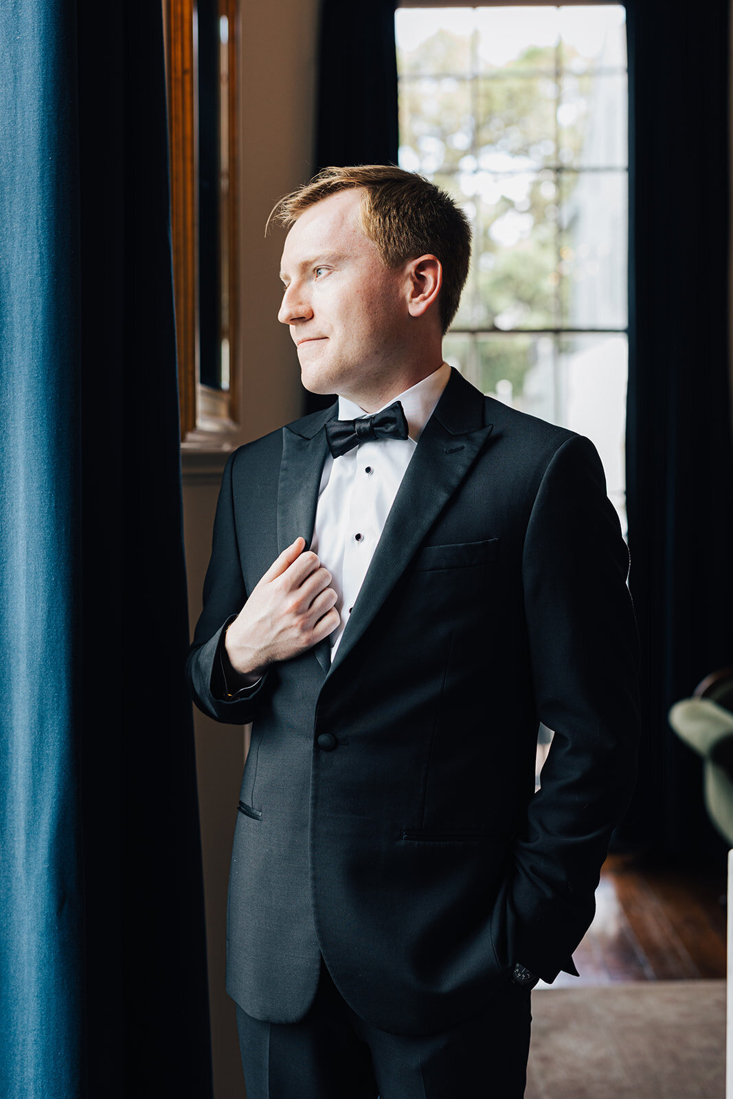 GROOM_GETTING_READY_14_websize