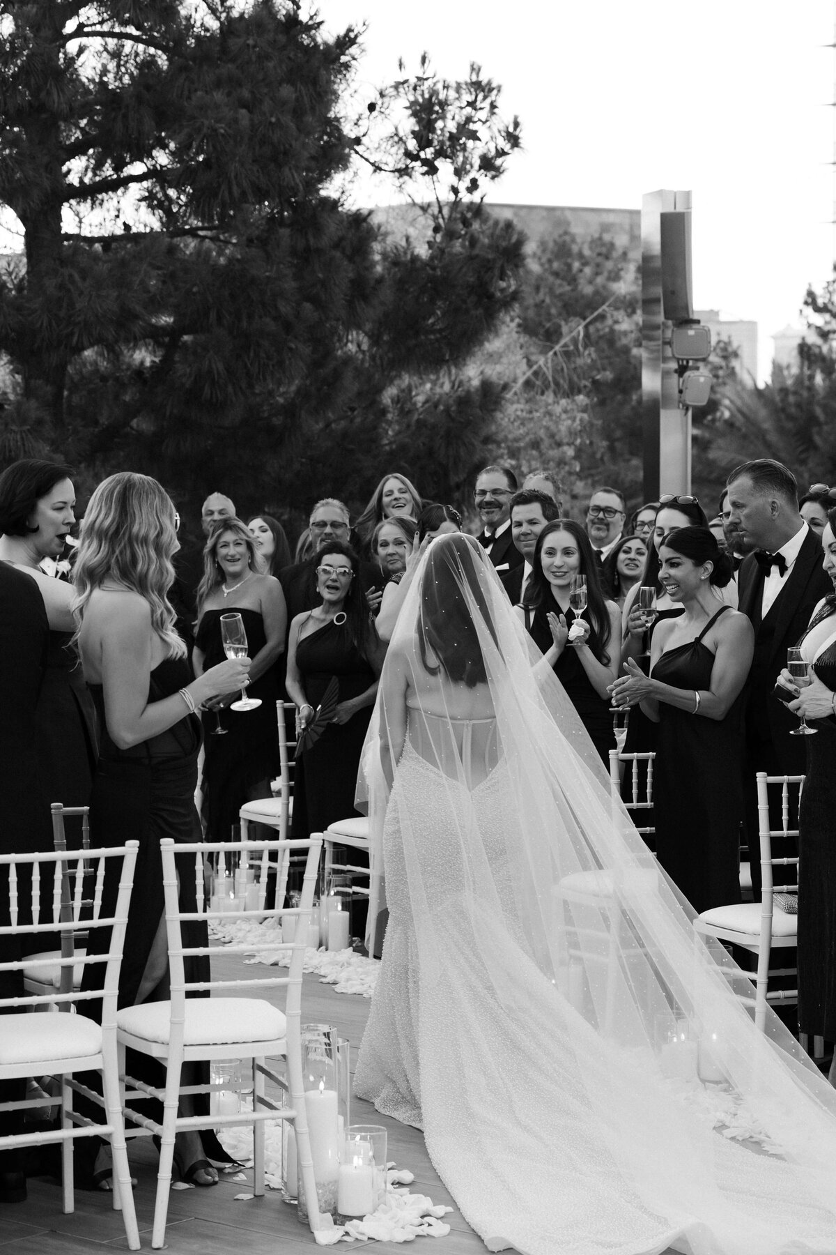 88_riskyexposure_n_las-vegas-elopement-photography-weddings