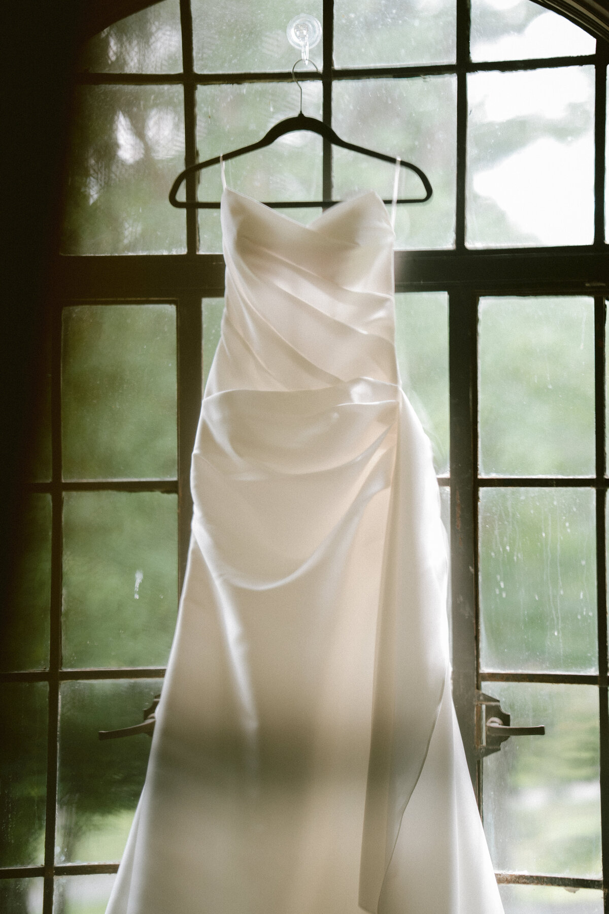 Summer Wedding in Marlboro, New York_5