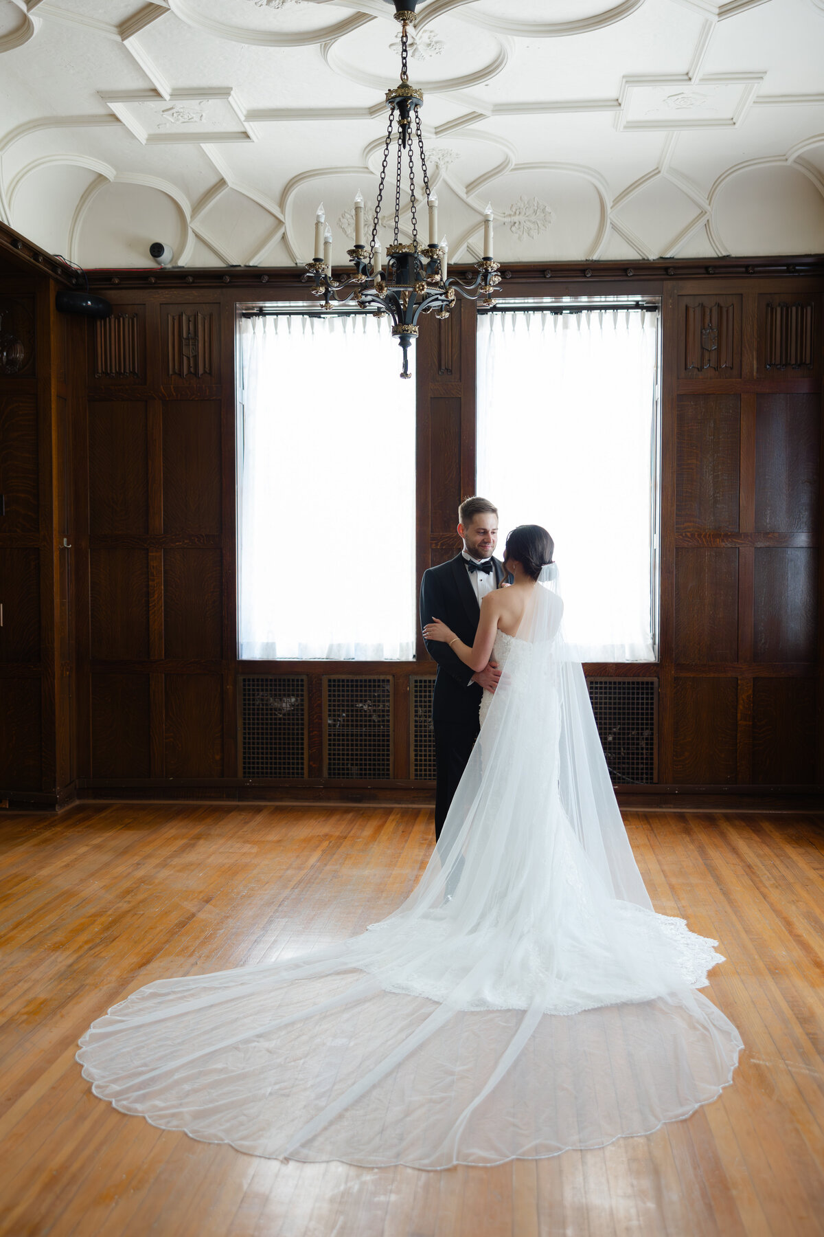 luxury hotel kansas city wedding -29