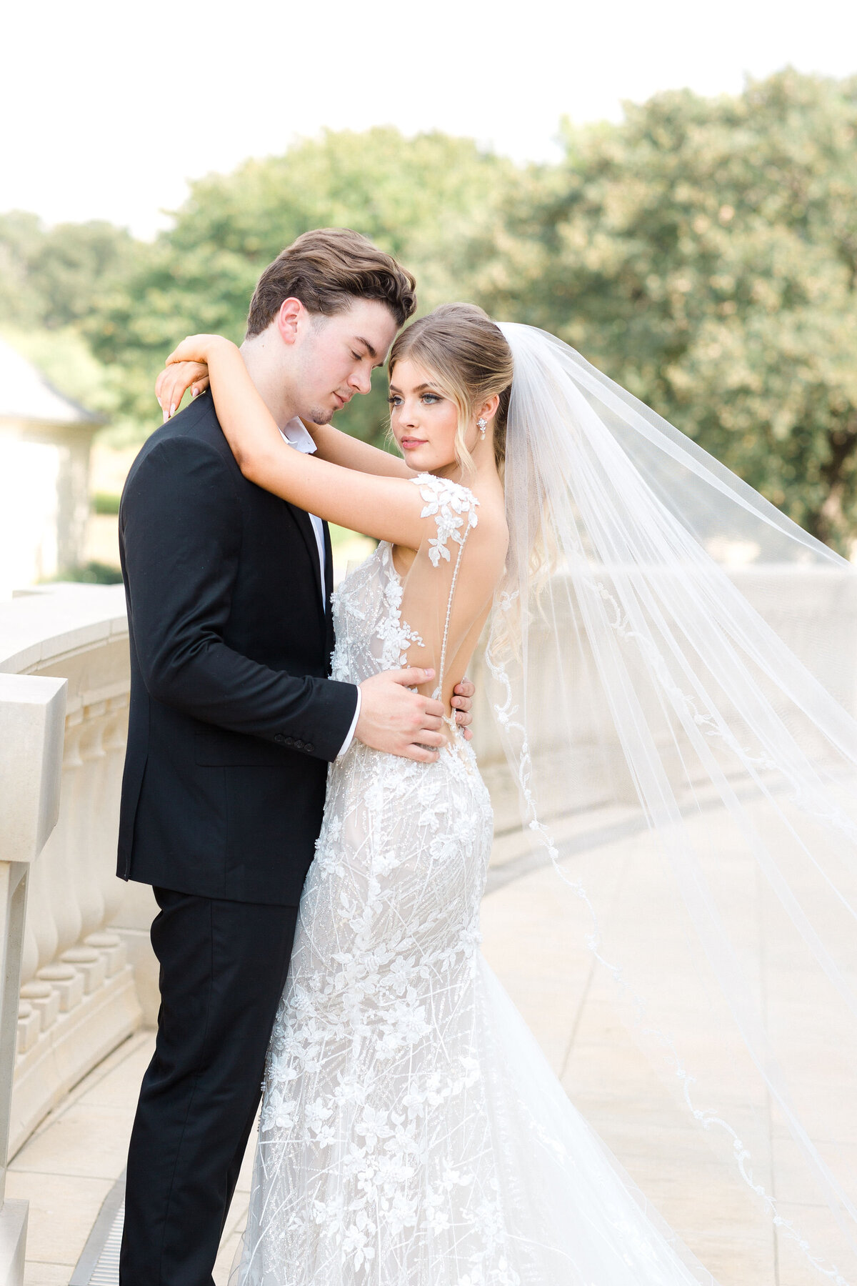 TheOlanaHickoryCreekWeddingTexasEditorial-47