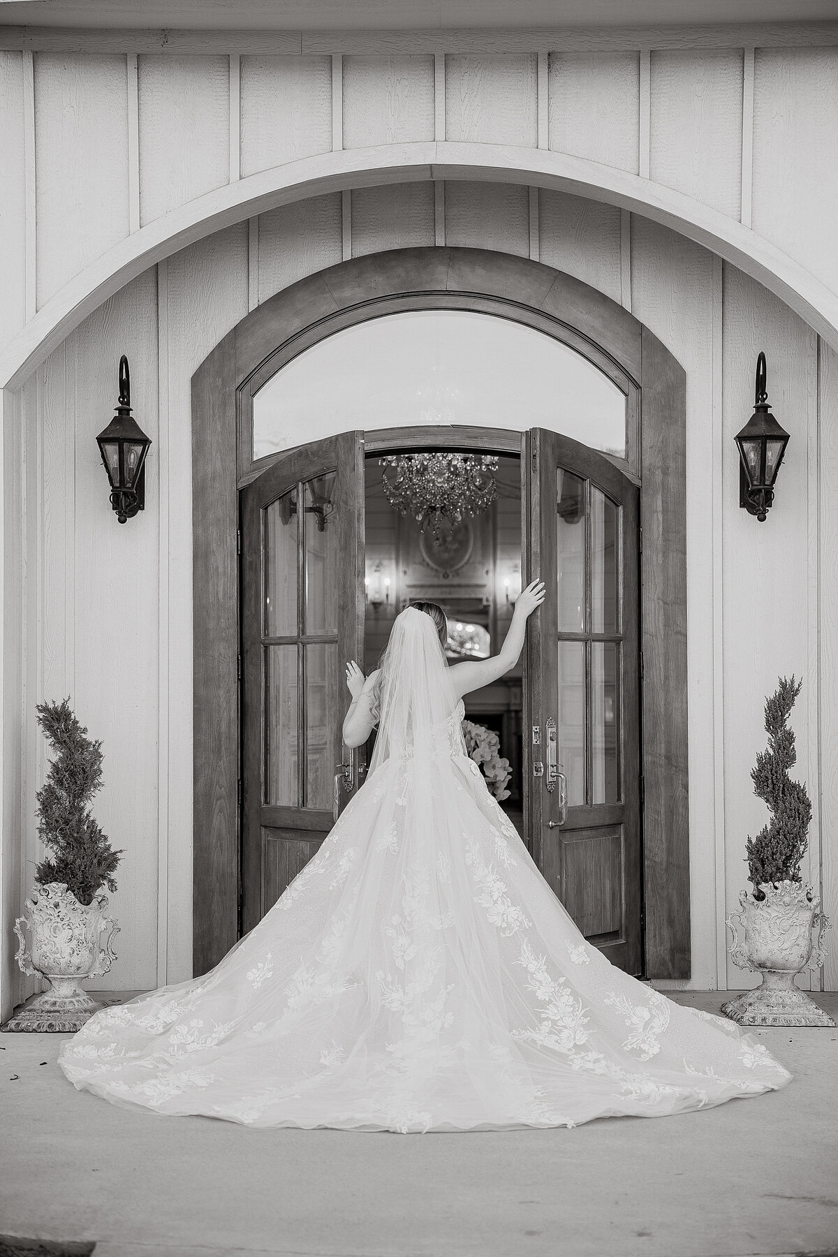 Riley Bridal BW 0163