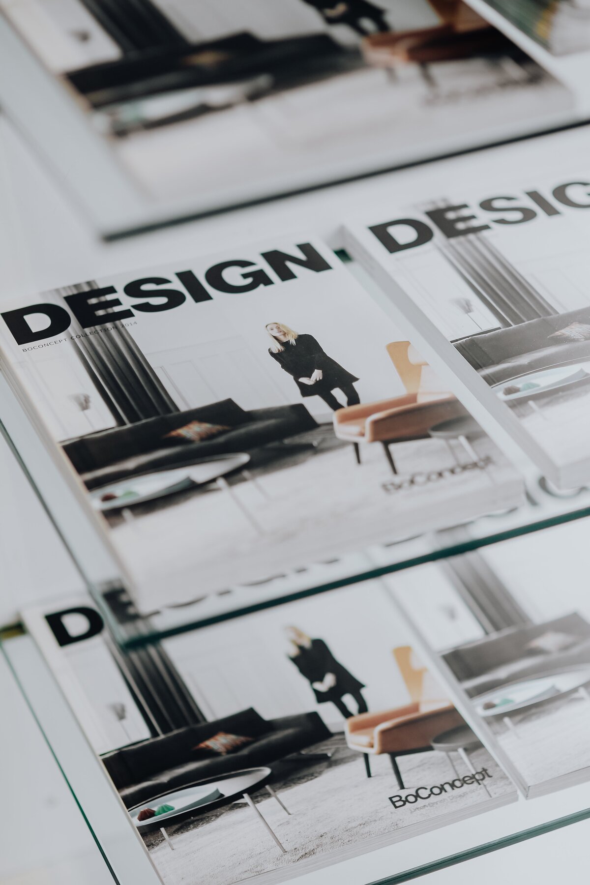 kaboompics_stack-of-design-magazines-7646