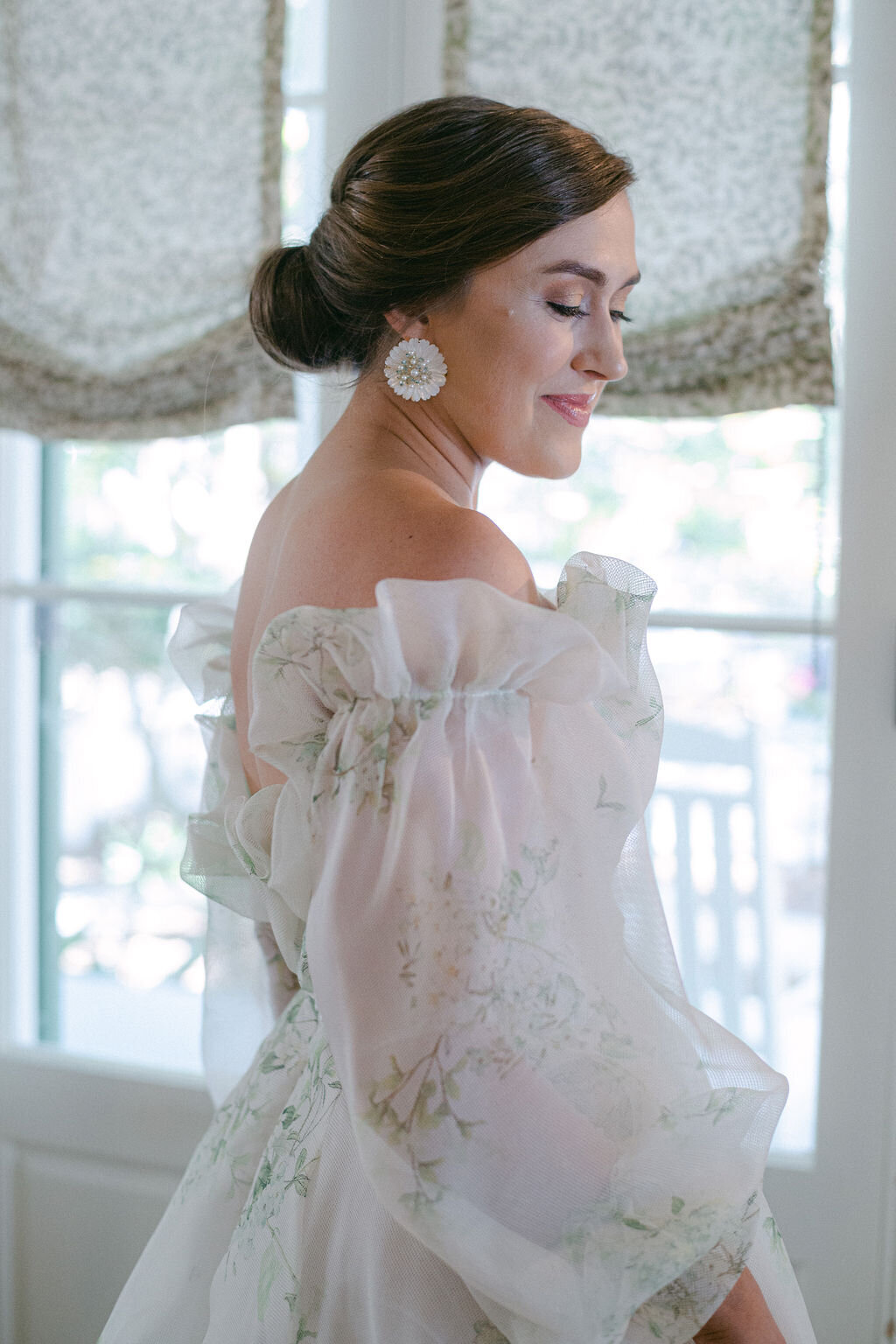 bride-floral-dress