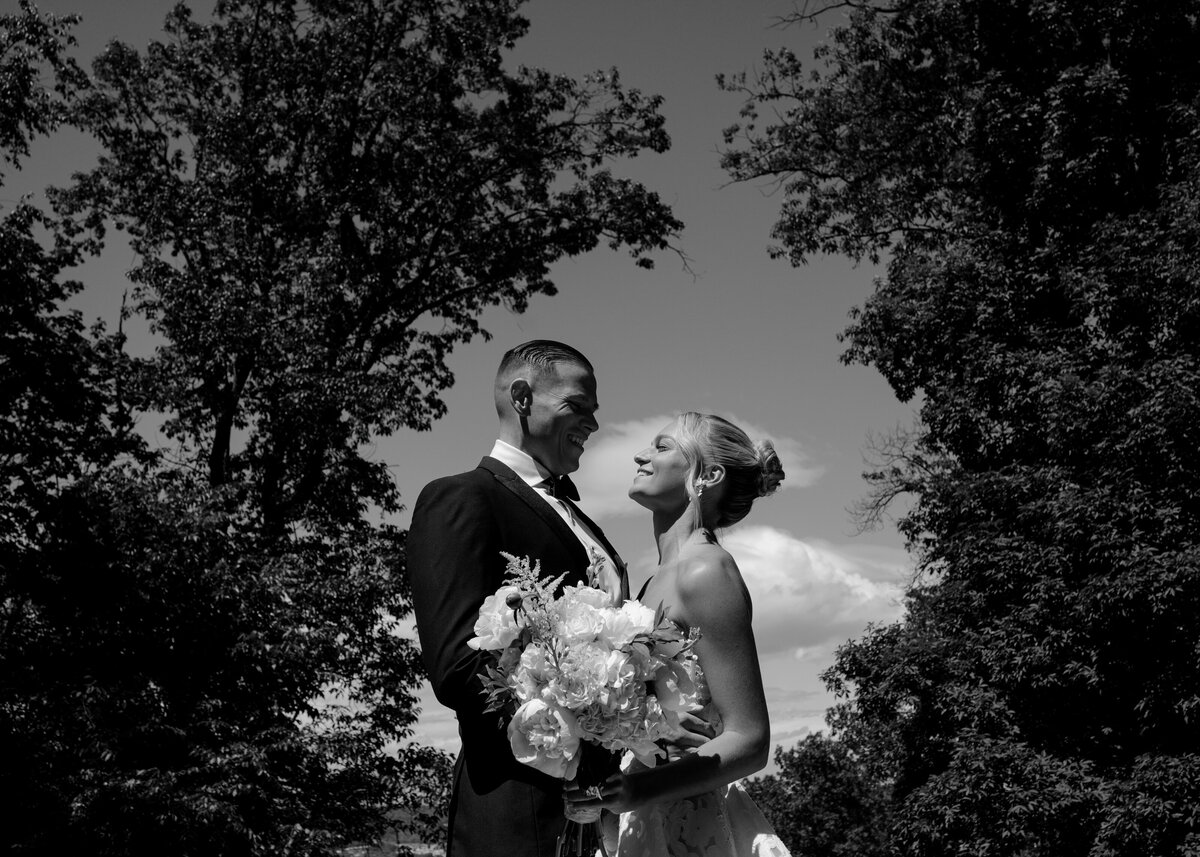 OliviaNoah_WeddingPreview058