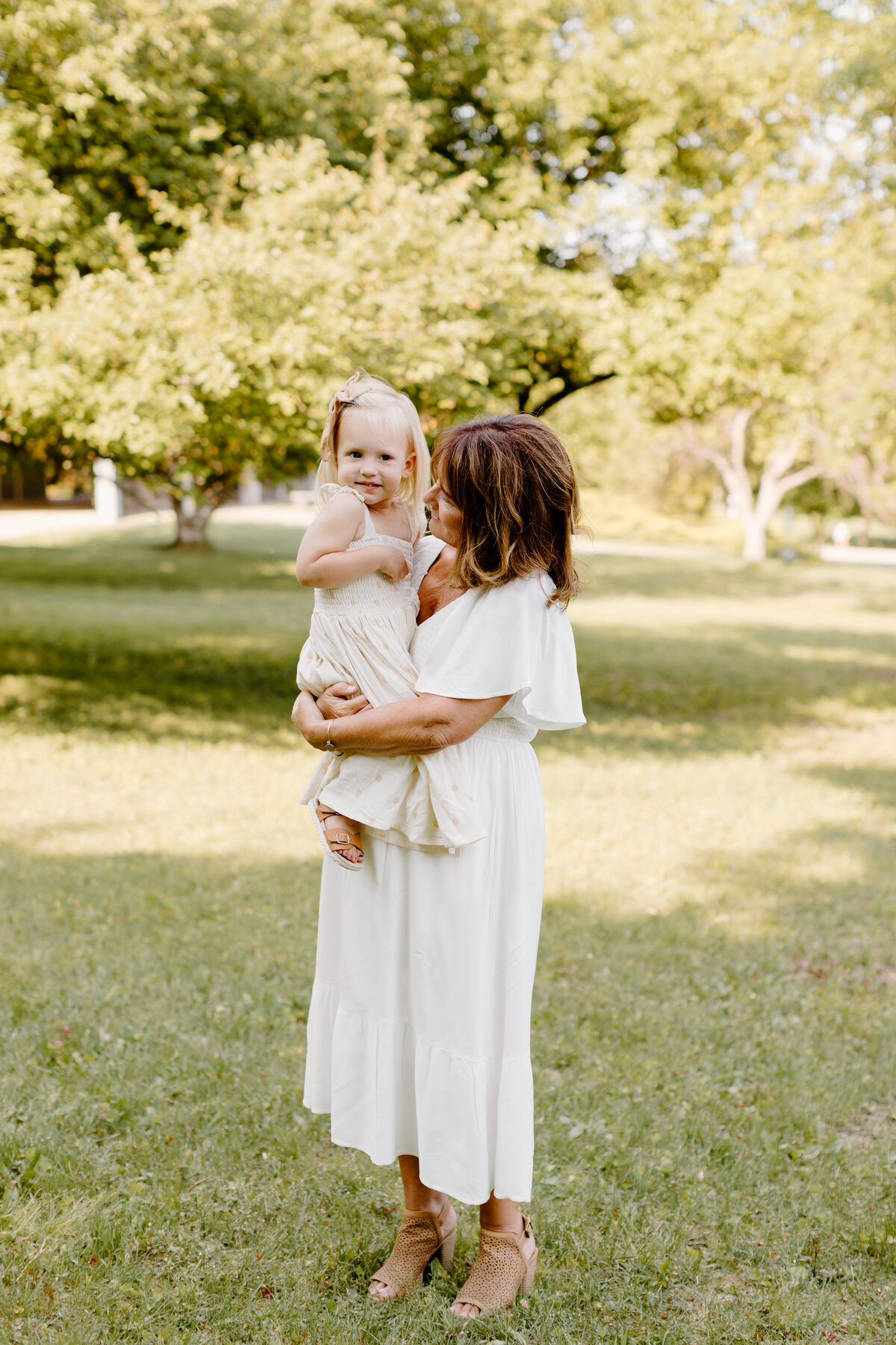 christina_ney_photography_wedding_engagement_lifestyle_photographer_dubuque_iowa_wedding_planning_assistance_adventurous_bold_laidback Family Photography66