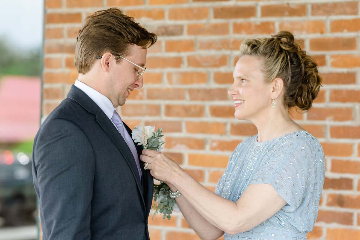 stone-meadow-gardens-wedding-emily-taylor-photography_033