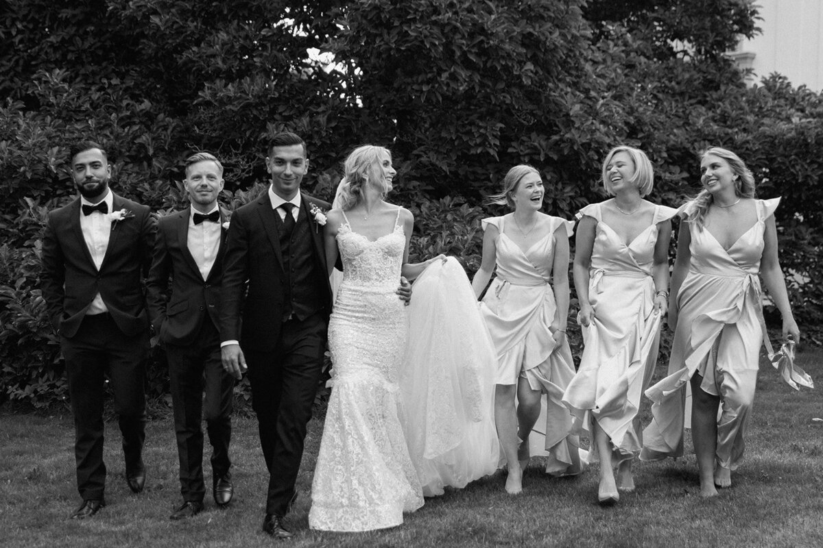 00002documentary-style-wedding-photography-lisa-lark