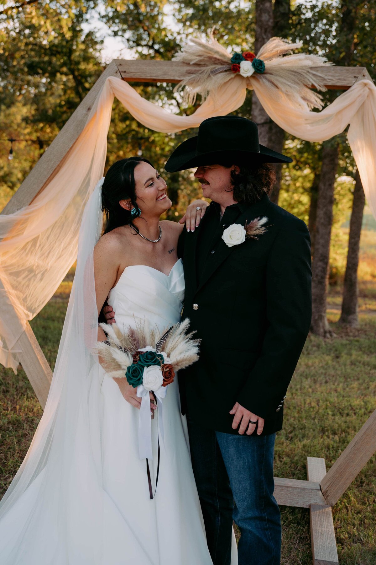 bride-groom-wedding-texas-panhandle