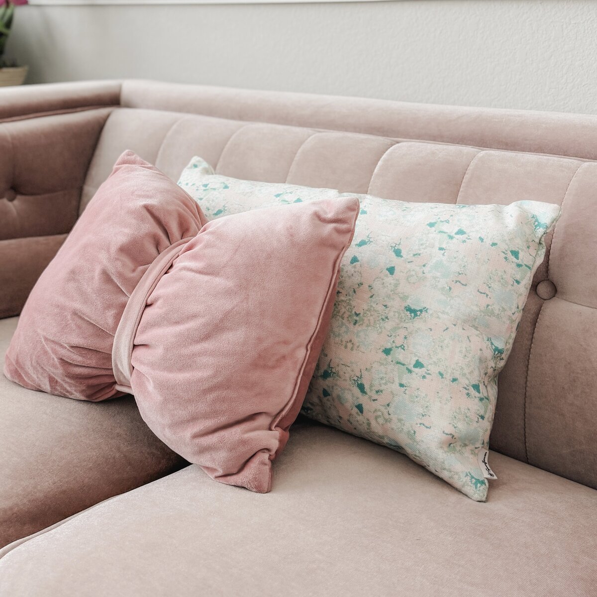 Pastel Dream Pillow_pink Couch_ A fippinger Lemonmellajpg