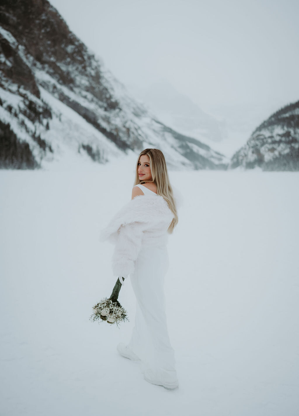 LakeLouiseElopement-S&V-NaomiJanePhoto-00054