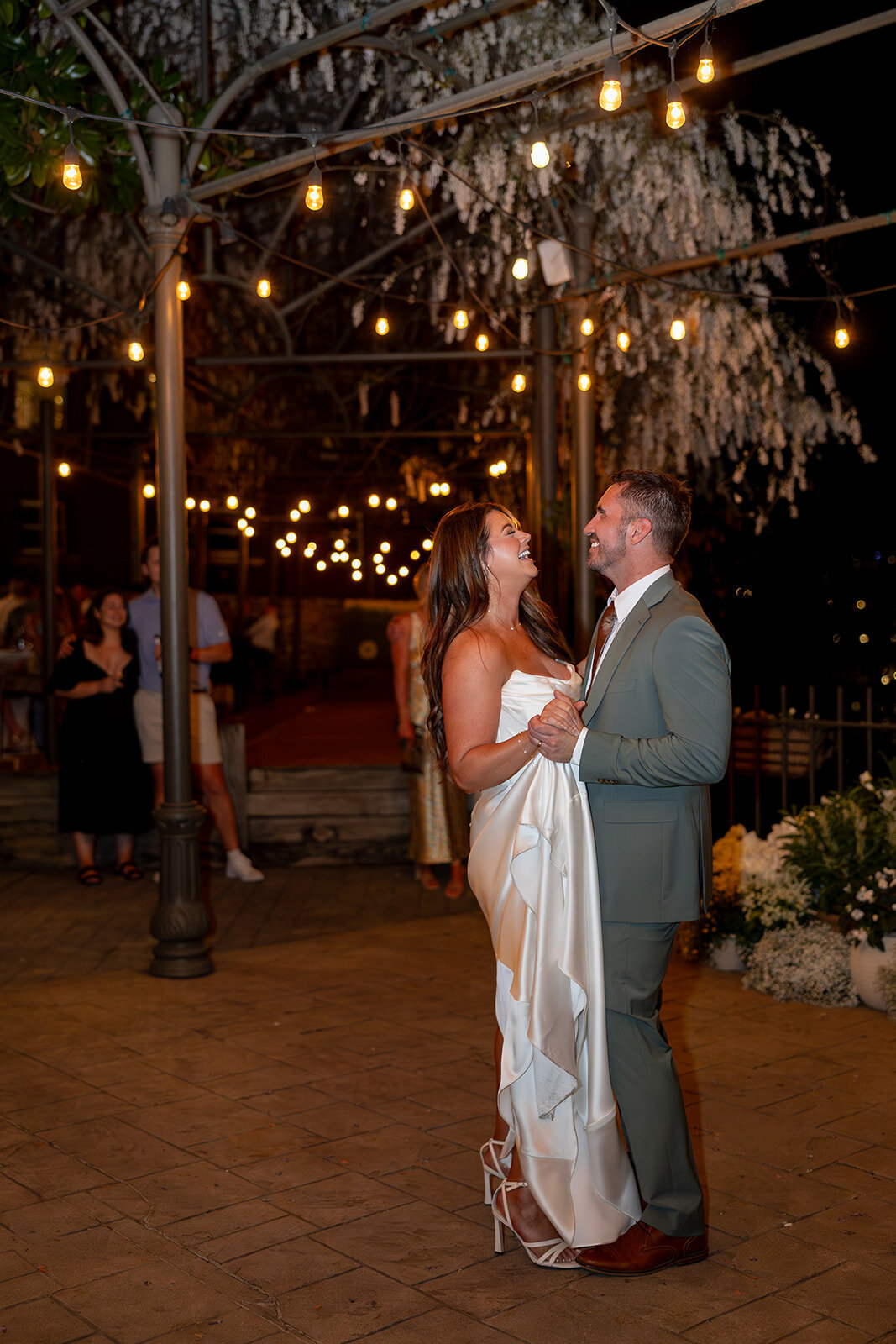 BluffViewArtDistrictWedding_0640