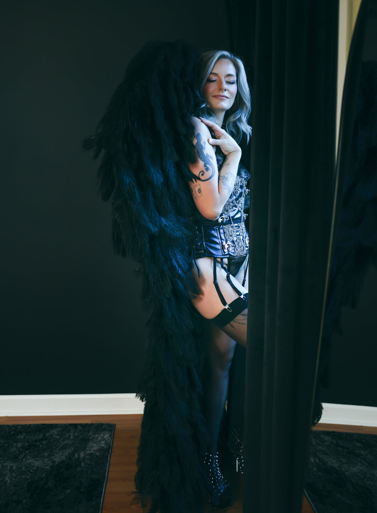 savannah-boudoir-black-angel-wings-portrait-04