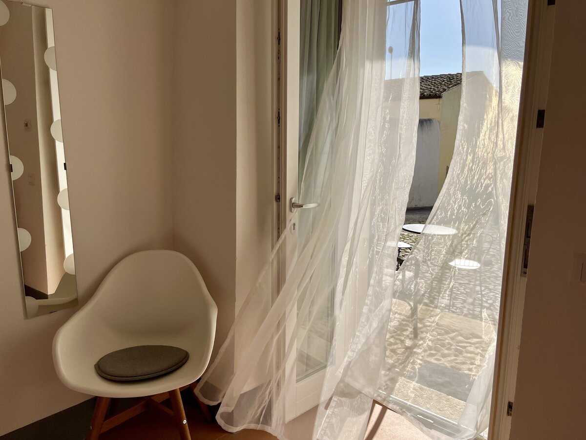 Dimora di Dante_Kamer_Amore_013