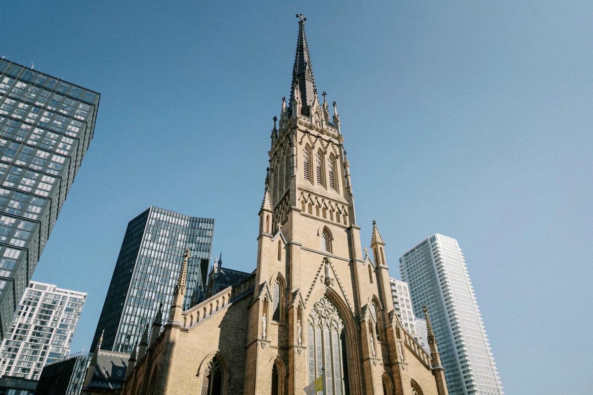 W10-Wedding-St-Michaels-Cathedral-Basilica-Jennifer-and-Anthony-2024-10-19-2500px-1056