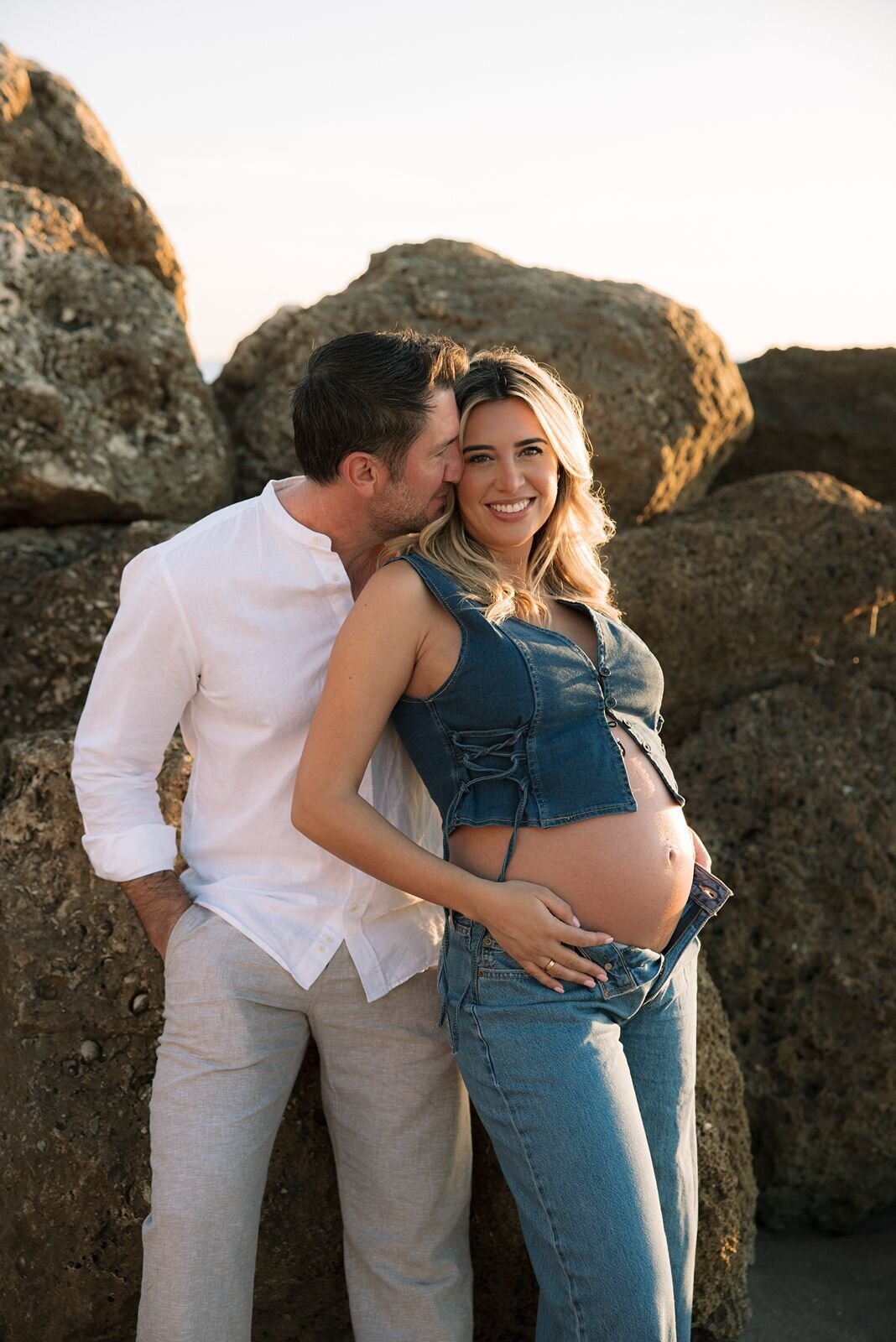 Nacha-Matt-Denim-Outfit-Deerfield-Beach-Maternity-Photography-by-Alexandra-Masihy-35 (1)