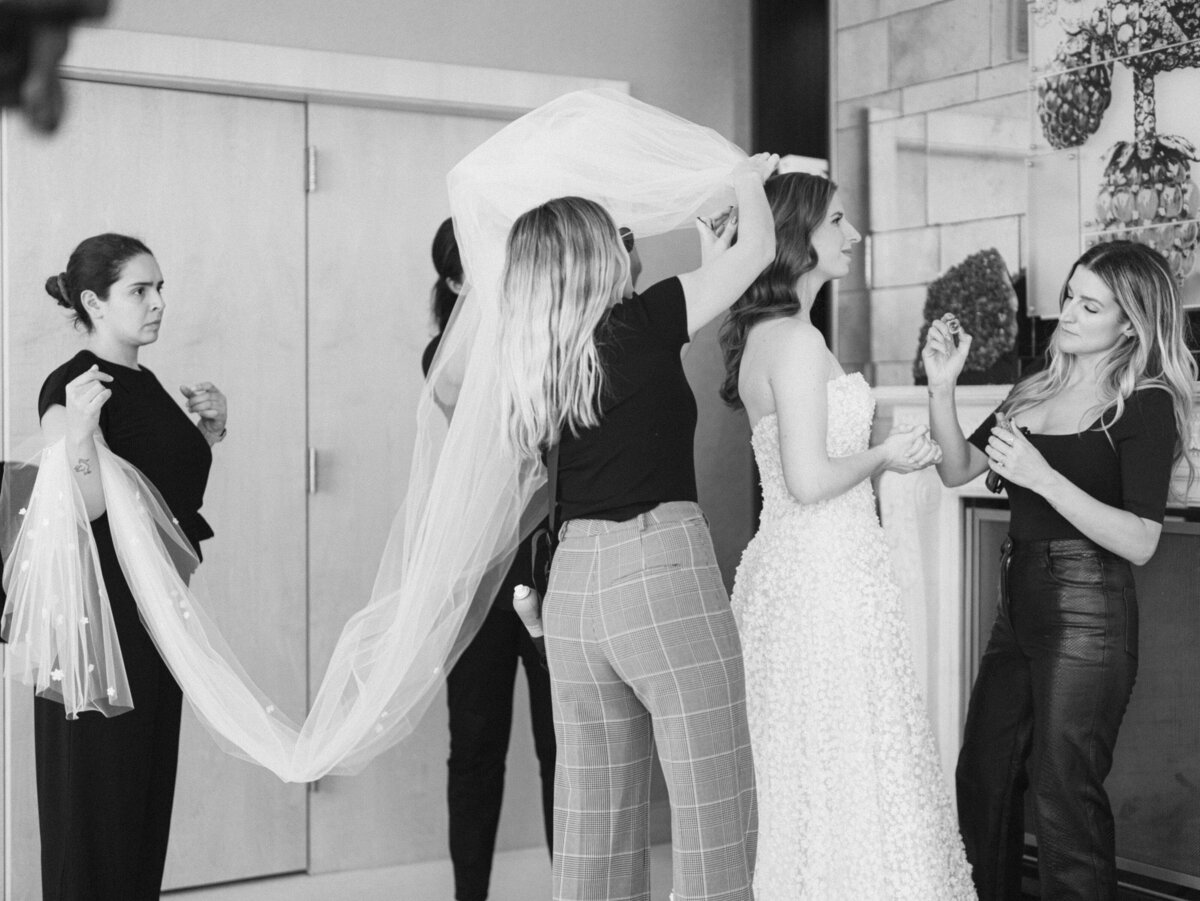 rainbowroomwedding-amykatzevents-newyorkluxurywedding-felixfeyginphotography-007