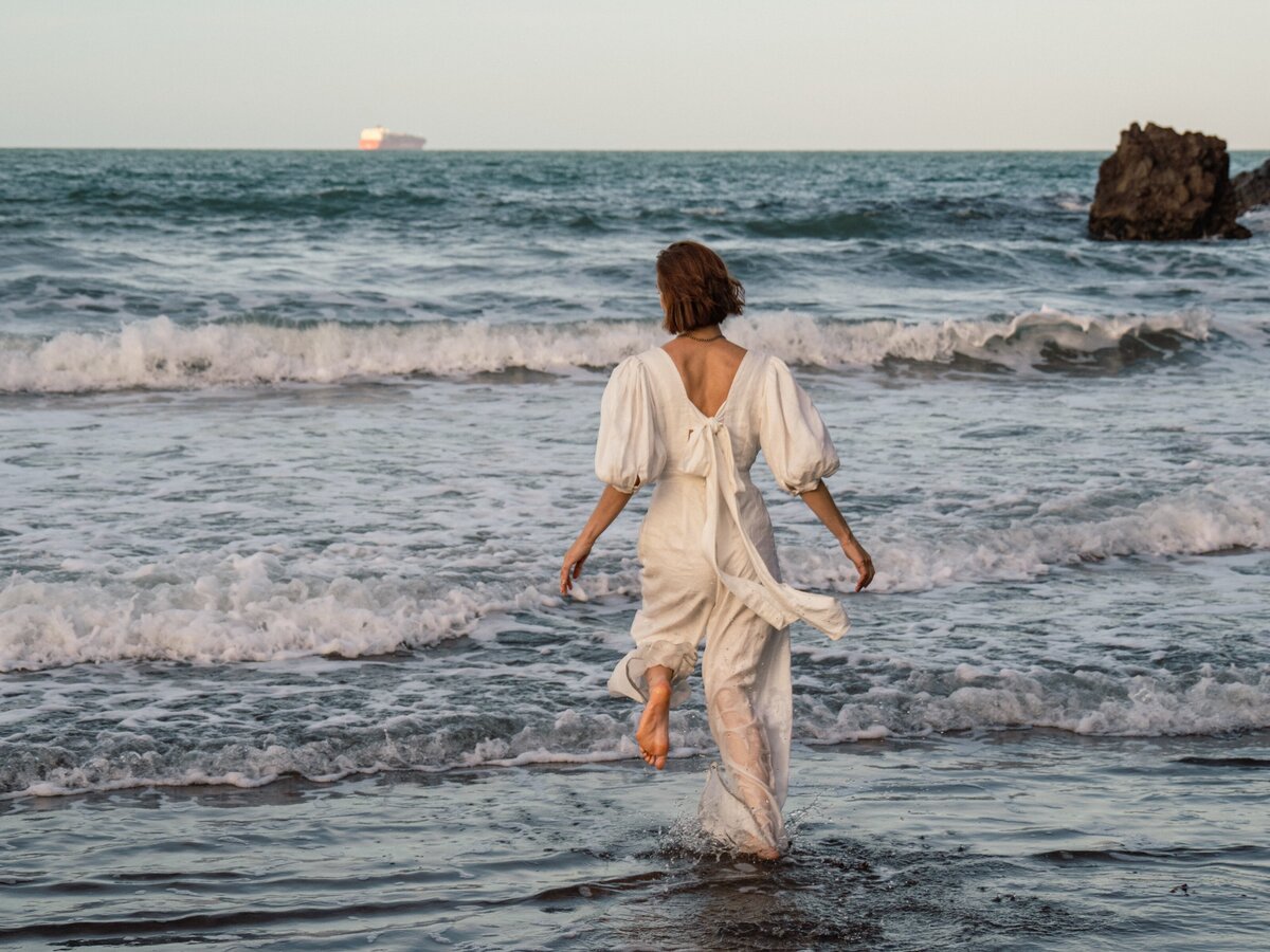 solo-glam-session-sumner-beach-christchurch-photos-with-river-8