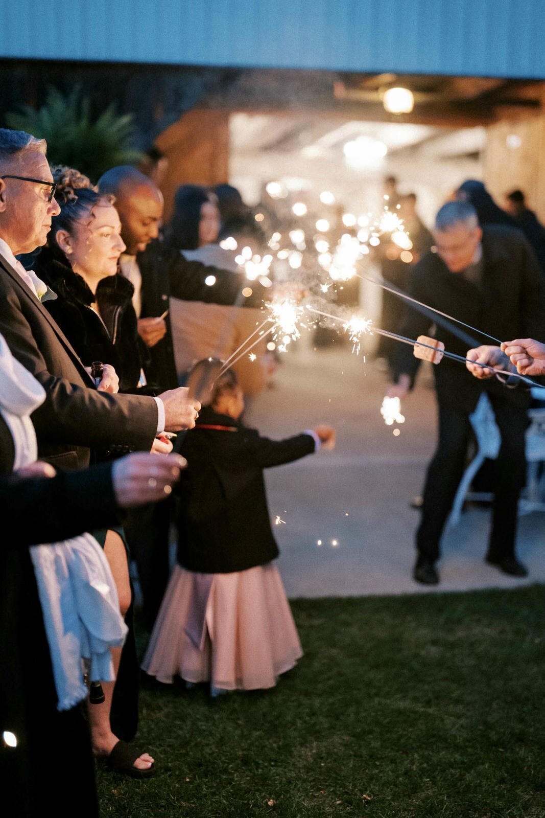 W11-Wedding-Photos-Caledon-Valley-Estate-Eleanor-and-Michael-2024-11-02-2500px-1189