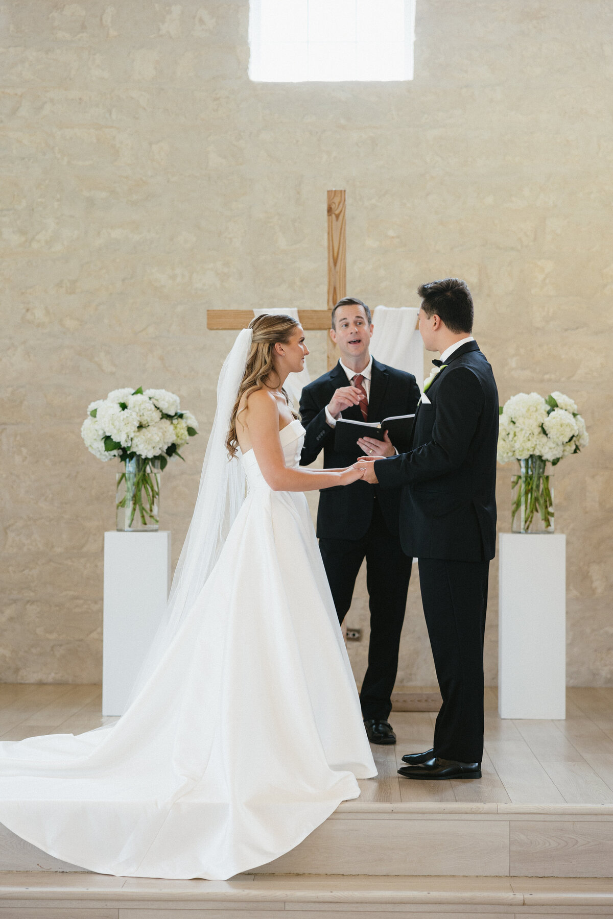camp-hosea-houston-wedding-florist-the-lilee-cottage57