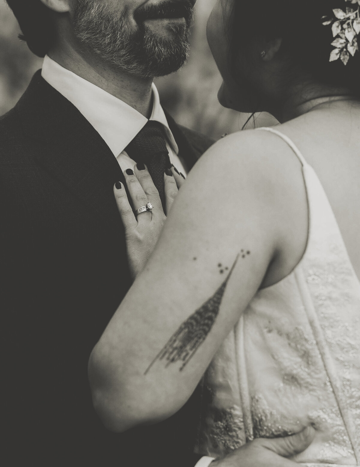 Bride and groom embrace at Robin Hills Farm