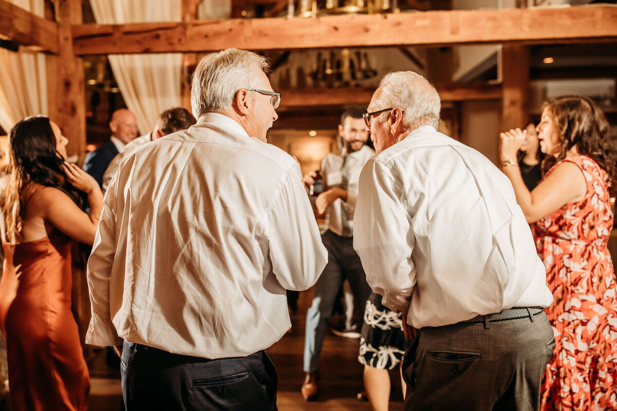 New_Hampshire_Wedding_Photographer_Bedford_Village_Inn-90