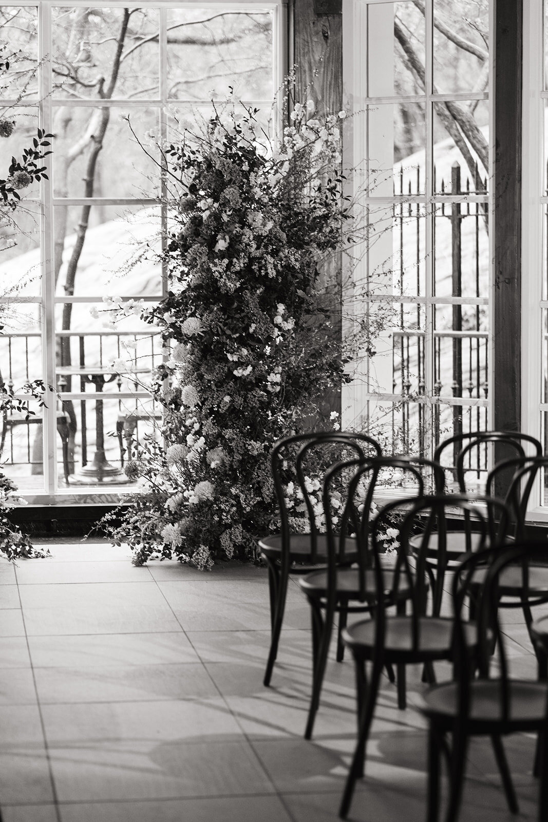 Danielle-Aisling_New_York_City_Central_Park_Boathouse_Wedding-4
