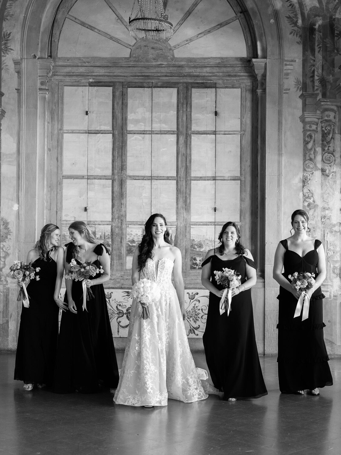 024-Bride-And-Bridesmaids-Villa-Corsini