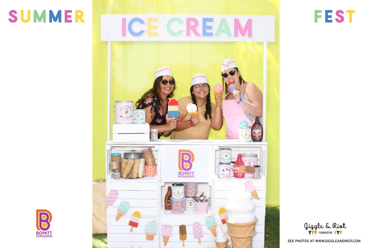 ice cream action booth