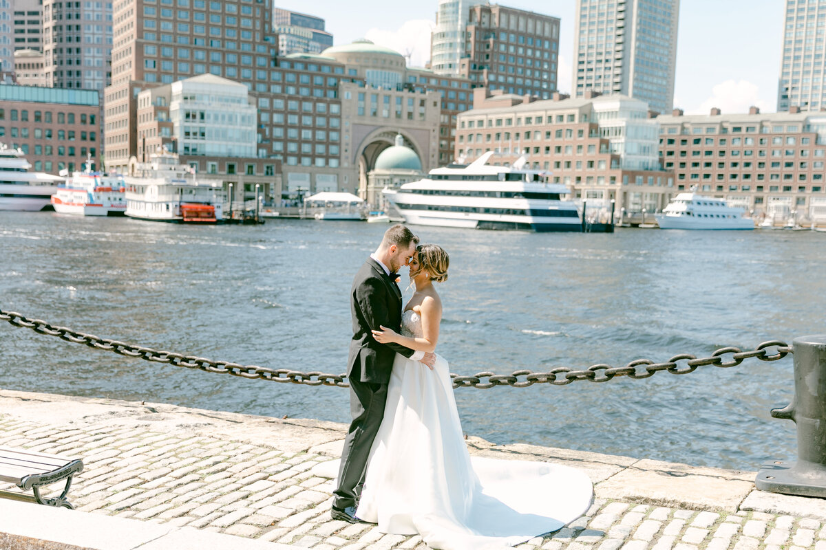 An Elegant Boston Wedding at State Room _-1318