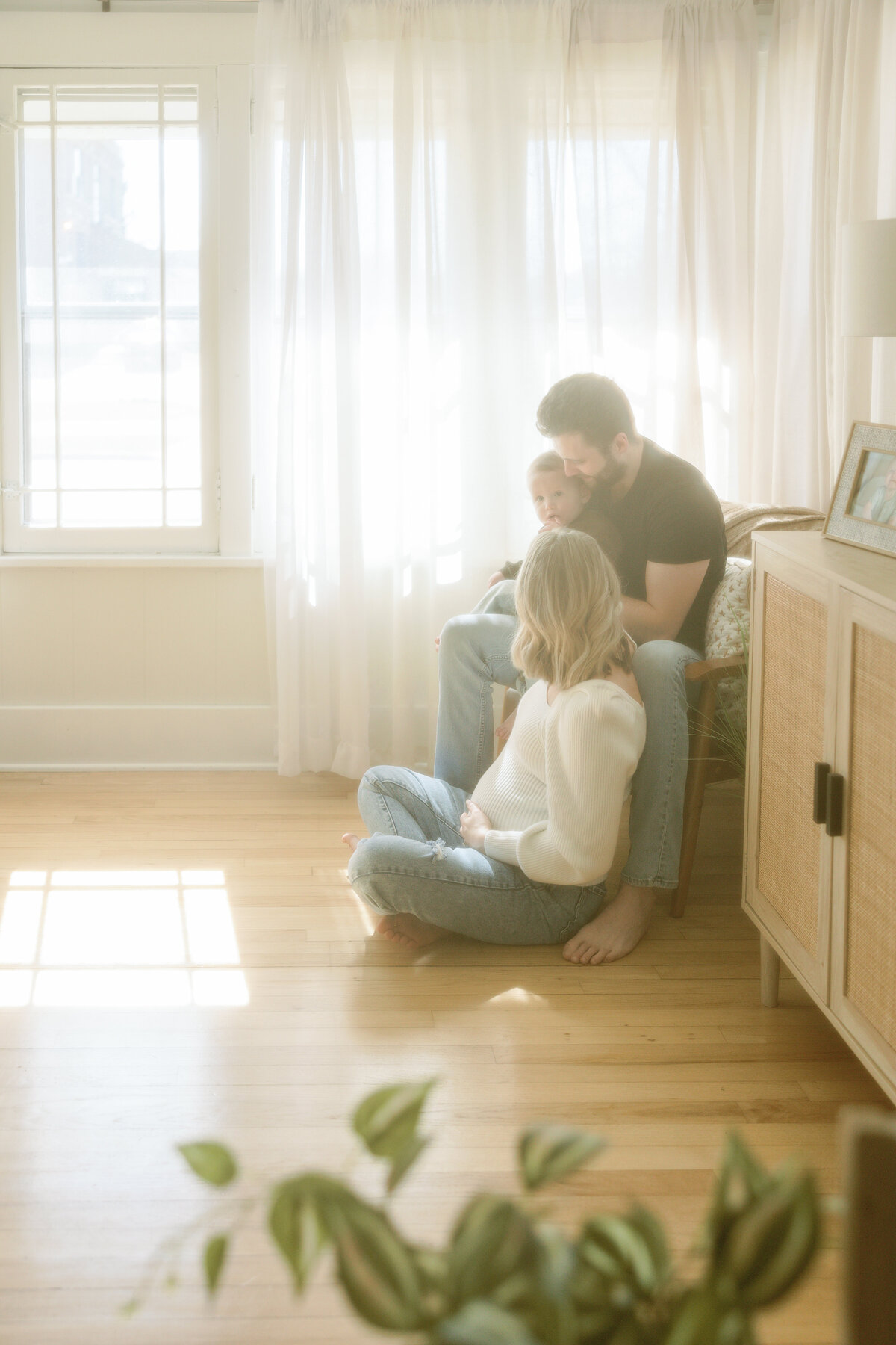 pregnancy-announcement-lifestyle-session-36