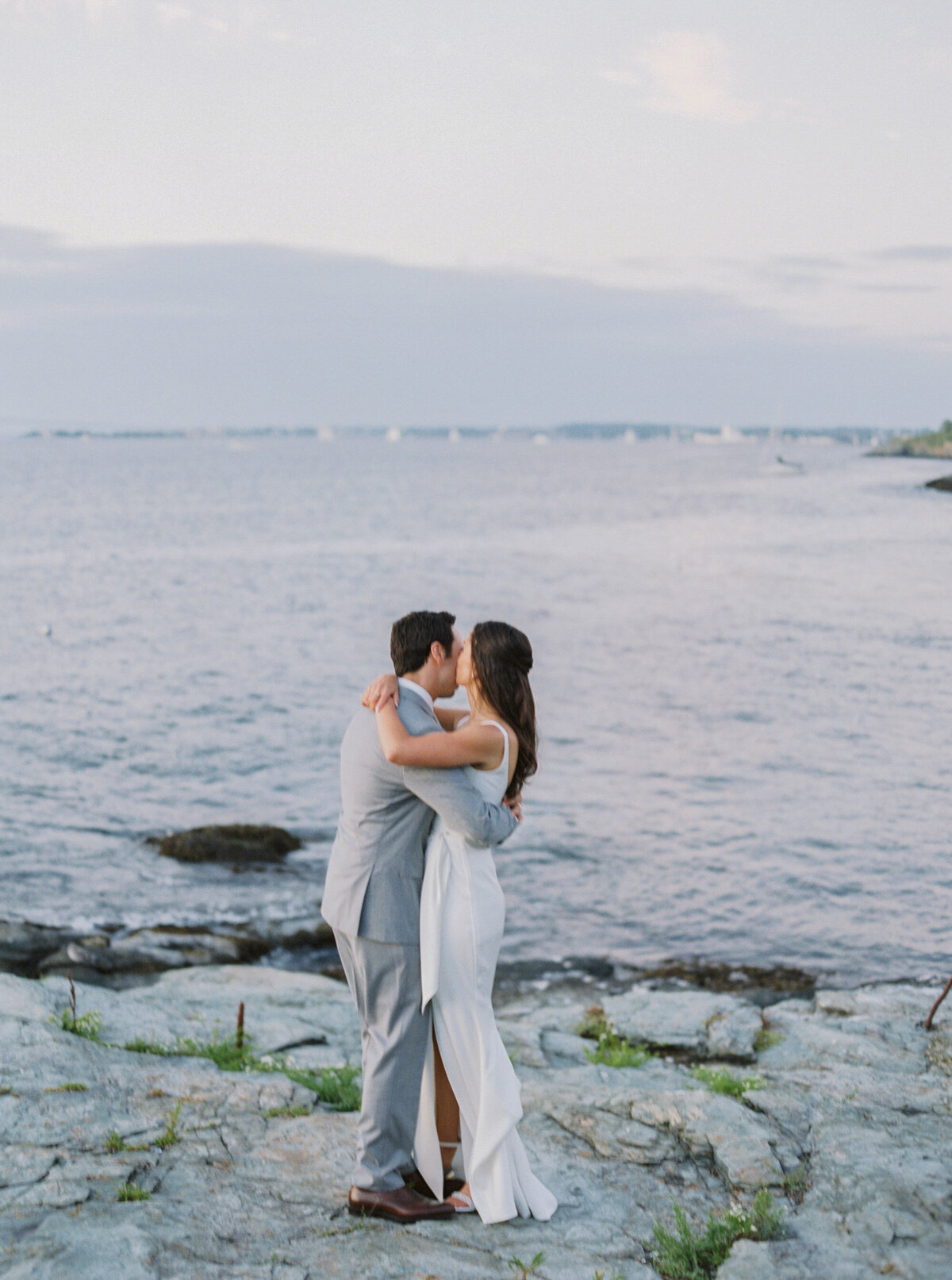 Emily March Photography Wilmington, North Carolina and Destination Wedding Engagement Photographer Heirloom Photography for Memorable Gatherings Light Airy Sentimental Imagery Images Weddings SamuelsWedding_0631