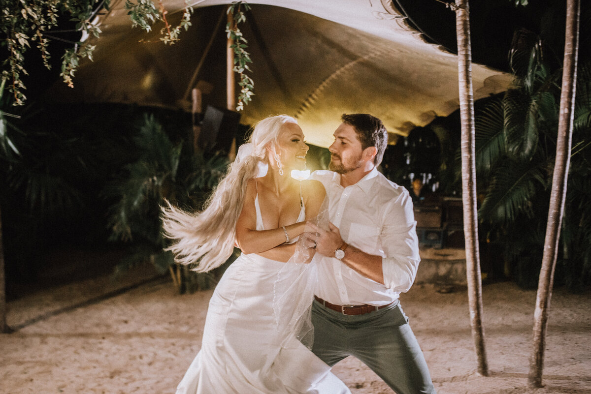 Ambar + Alejandro with Tulum Wedding Photos-02-1087